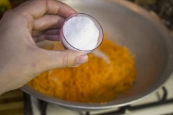 Салат на зиму с рисом и овощами