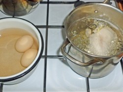 Салат Нежность с огурцами и курицей