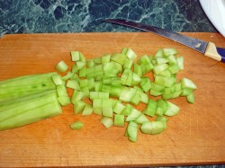 Салат Нежность с огурцами и курицей