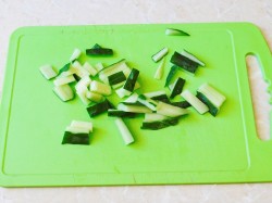 название картинки Салат Нежность с ветчиной и огурцом