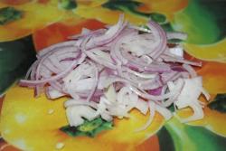 Салат Нежный с курицей и огурцами - шаг 4