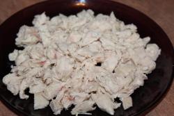 Салат Нежный с курицей и огурцами - шаг 7