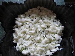 Салат Нежность с курицей черносливом огурцами