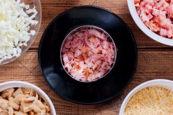 Салат Ночь с курицей