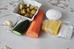 название картинки Салат огурцы грибы сыр