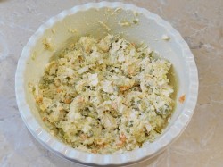 Салат Оливье с курицей