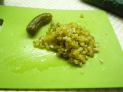 Салат Подарок с курицей и маринованными шампиньонами