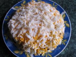 название картинки Салат Подсолнух из курицы с чипсами