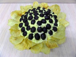 название картинки Салат Подсолнушек