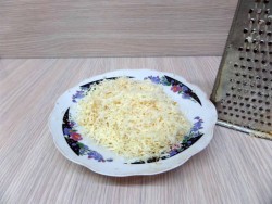 название картинки Салат Подсолнушек