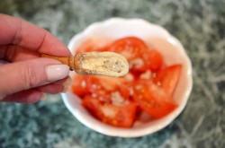 Салат помидоры сыр чеснок