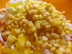 название картинки Салат Ревнивец с курицей и сухариками