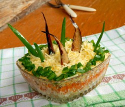 название картинки Салат рыбки в пруду со шпротами