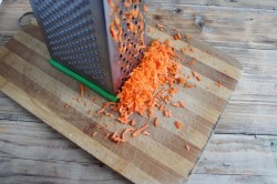 название картинки Салат Рыжик с морковью классический