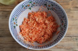 название картинки Салат Рыжик с морковью классический