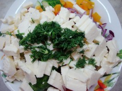 название картинки Салат с адыгейским сыром