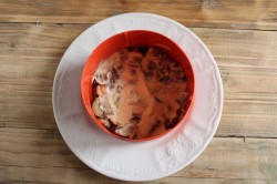 Салат с фасолью и грибами