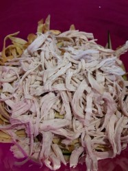 Салат с белым куриным мясом, огурцом и яичными блинчиками - шаг 13 Салат с белым куриным мясом, огурцом и яичными блинчиками - шаг 13