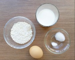 название картинки Салат с блинами и курицей