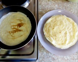 название картинки Салат с блинами и курицей