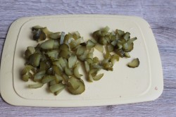 название картинки Салат с шампиньонами и фасолью