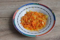 название картинки Салат с шампиньонами и фасолью