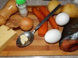 Салат с форелью слабосоленой