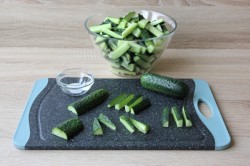 название картинки Салат с говядиной и огурцами