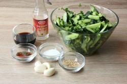 название картинки Салат с говядиной и огурцами