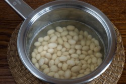 название картинки Постный салат с грибами и фасолью