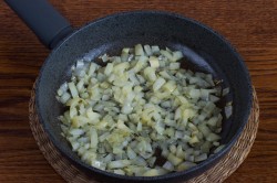 название картинки Постный салат с грибами и фасолью