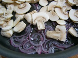 Салат с кальмарами и грибами