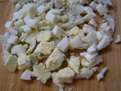 Салат с кальмарами и грибами