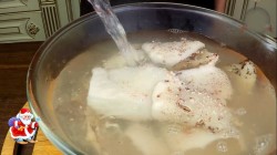 Салат с кальмарами яблоками и яйцами