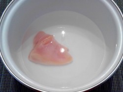 Салат с картошкой фри и курицей