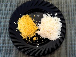 Салат с картошкой фри и курицей