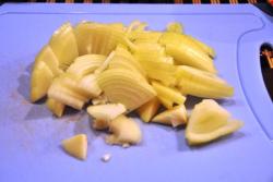 название картинки Салат с белой фасолью консервированной