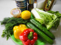 Салат с консервированными кальмарами и пекинской капустой - шаг 1 Салат с консервированными кальмарами и пекинской капустой - шаг 1