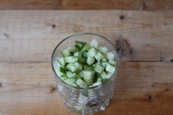 Салат с копченой курицей и черносливом