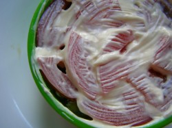 название картинки Салат с копченой курицей и сыром