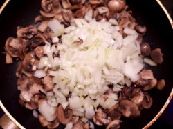 название картинки Салат с копченой курицей Муж любимый