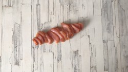 Салат с копчёной курицей и болгарским перцем