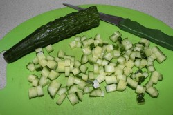 название картинки Салат с крабовыми палочками, огурцами и шампиньонами