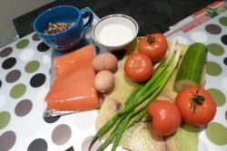 Салат с красной рыбой и маринованными грибами