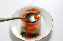 Салат с курицей черносливом грибами