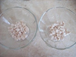 Салат с арахисом и курицей