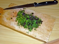 Салат с куриной грудкой и помидорами