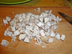 Салат с куриной грудкой и помидорами