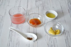 название картинки Салат с грейпфрутом курицей и авокадо