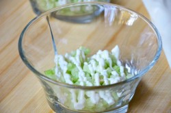 название картинки Салат с маринованными шампиньонами и сыром